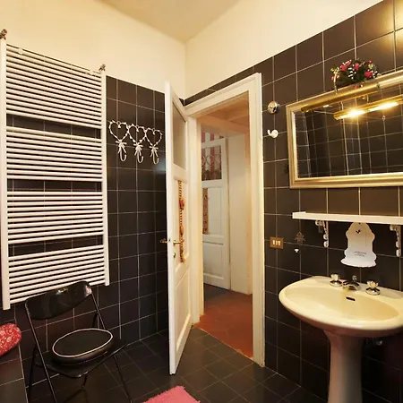 Lotte Apartment Cannobio